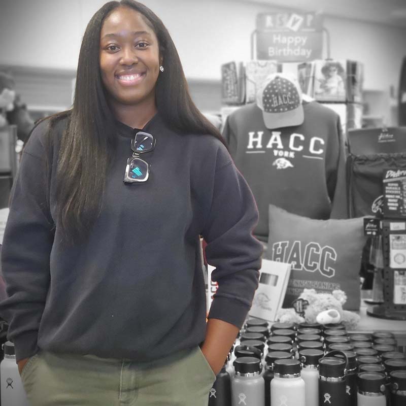 Student standing outside Gettysburg campus Student standing outside Gettysburg campus